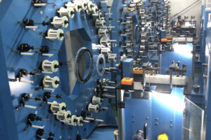 极细同轴缠绕包带机